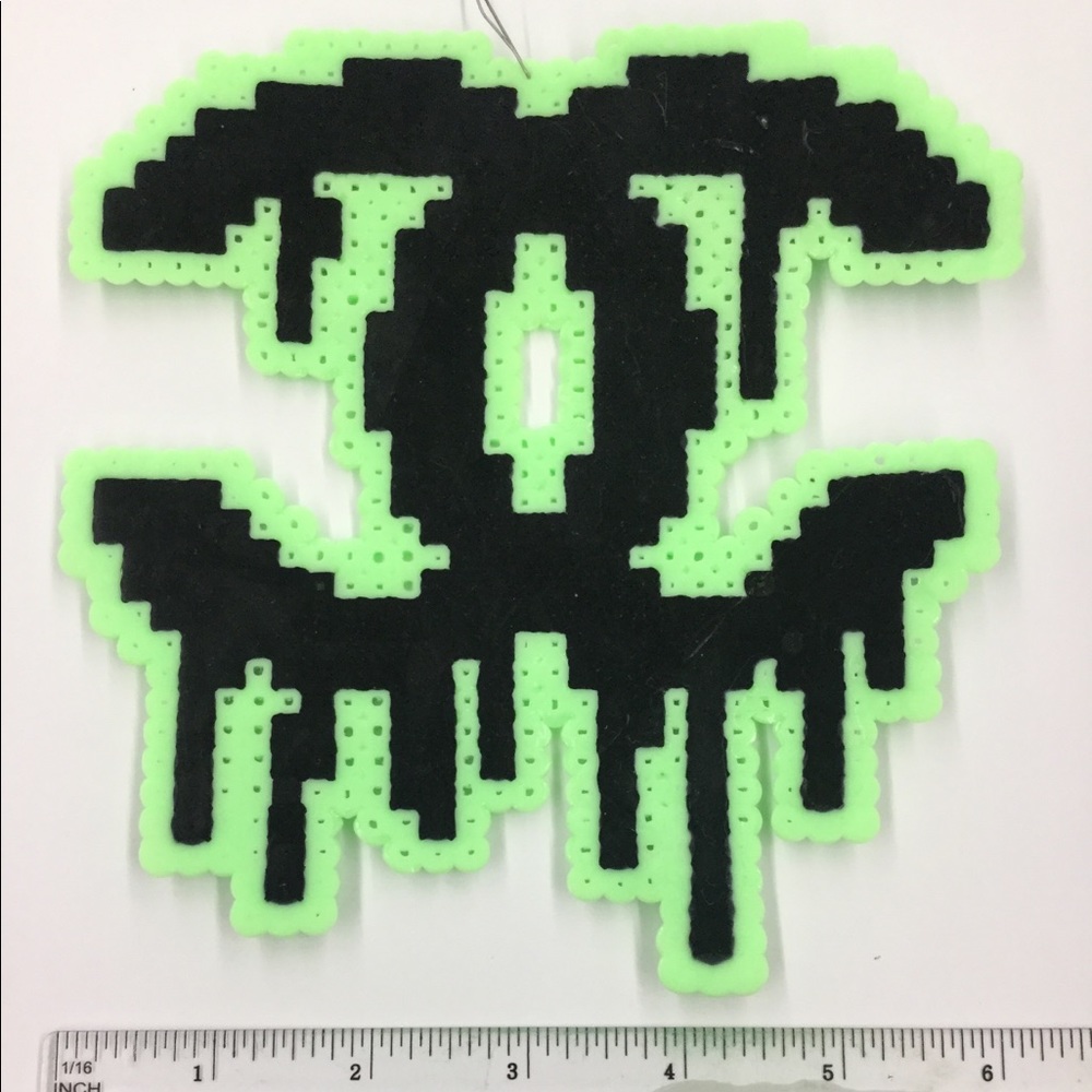Chanel logo peeler bead ornament